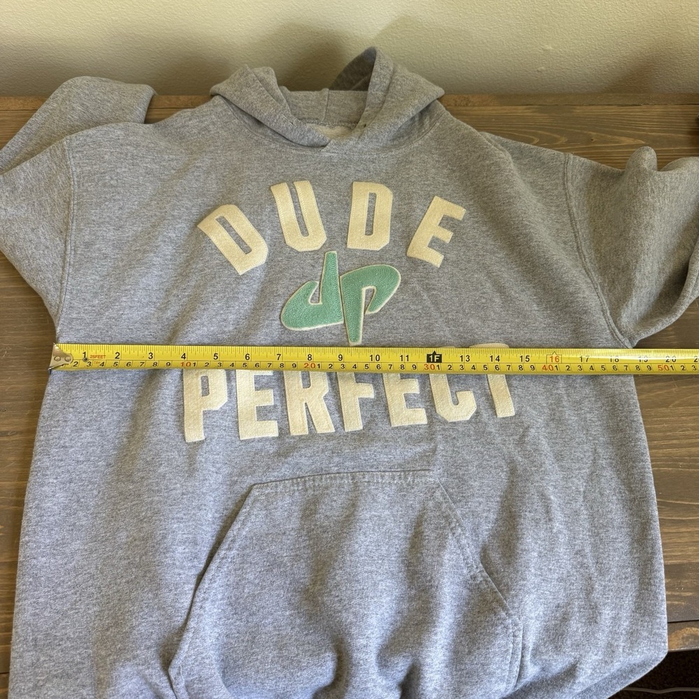Dude Perfect Mens Small Grey Logo Pullover Hoodie Sweatshirt - Picture 6 of 7